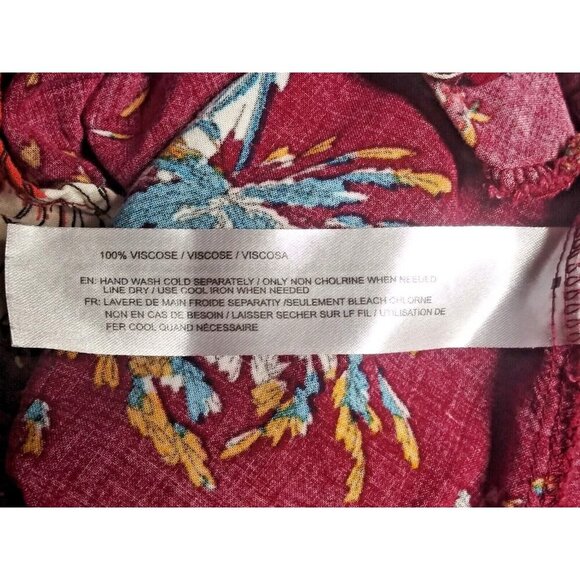 Band of Gypsies Wrap Dress XS Burgundy floral bouquet Keyhole back pockets hi-lo - Picture 10 of 12